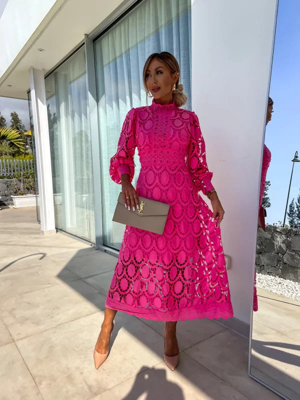 Elaina | Robe midi élégante avec détails en dentelle