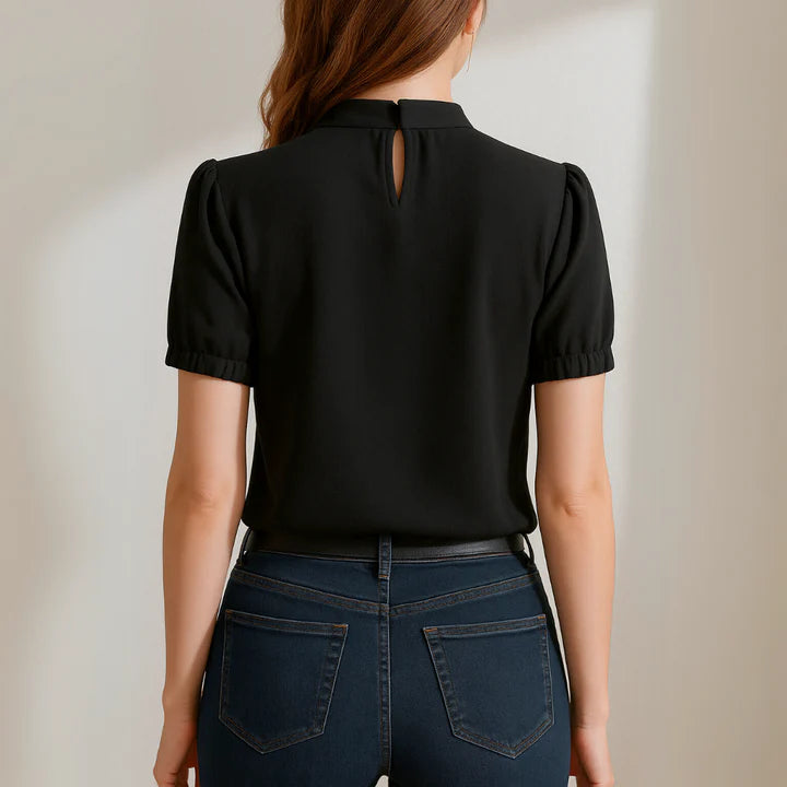 Inge™ | Blouse Noire Plissée à Manches Fendues