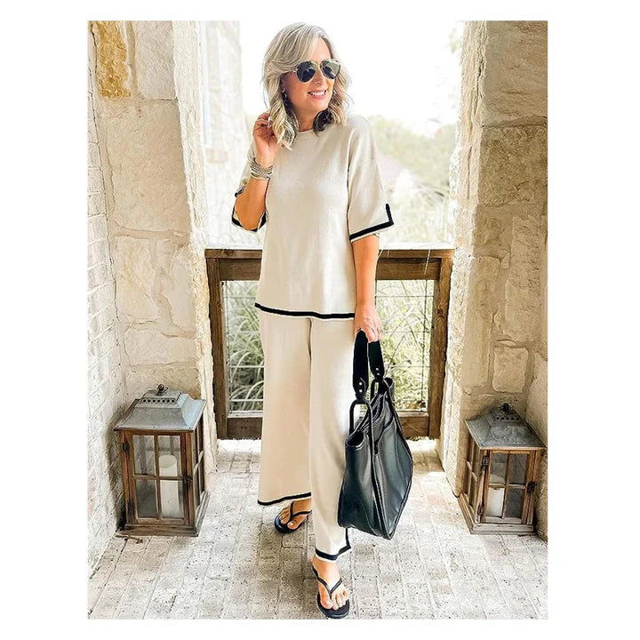 Aroha | Tenue coréenne deux pièces en matière légère, extensible et douce