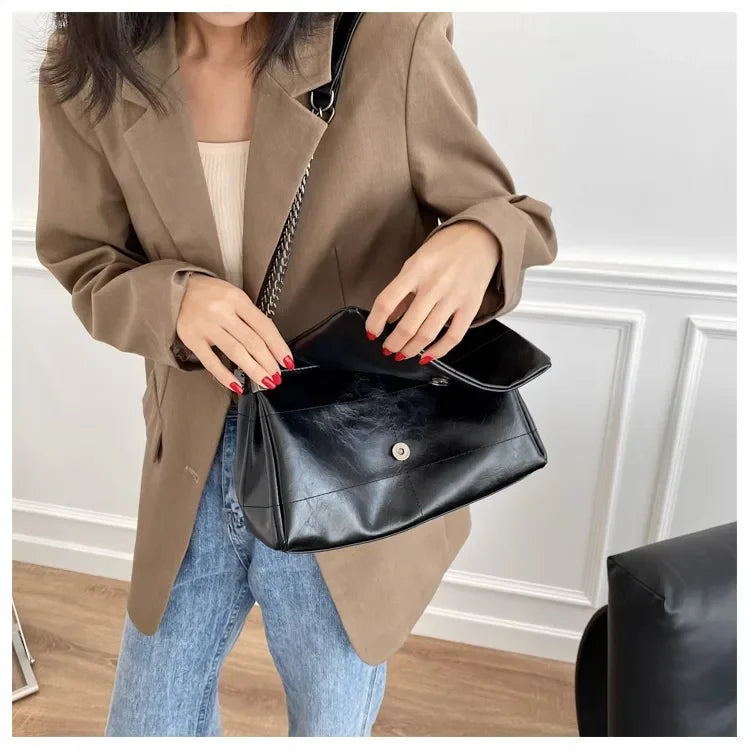 The Chic Commute - Sac À Bandoulière À Chaîne Niche Pour Femmes