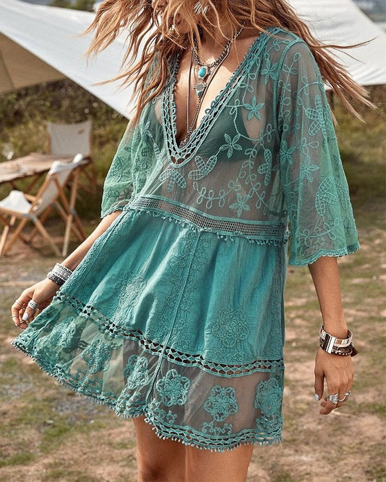 Previous Next  Previous Next Smock V-Neck Brodé En Dentelle