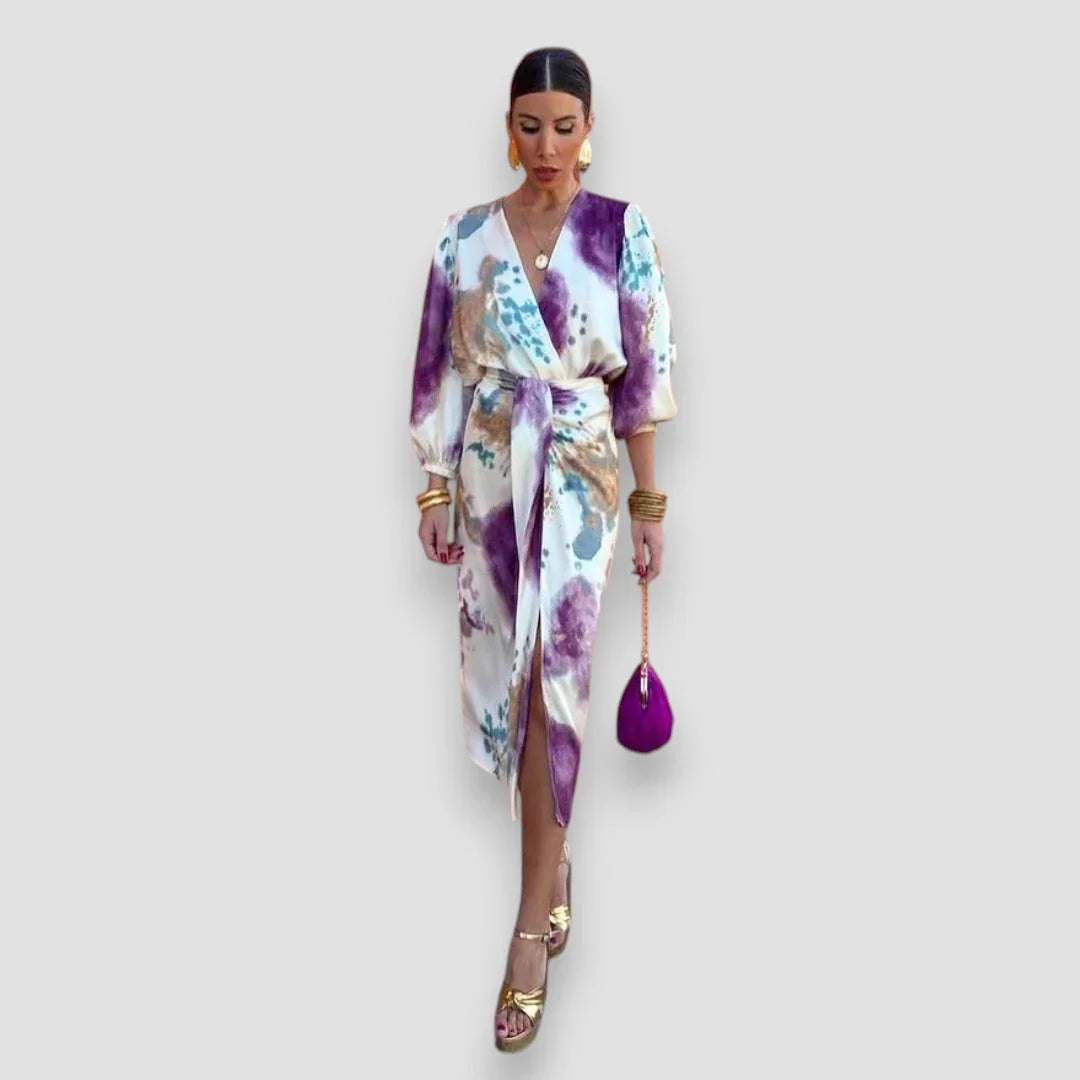 Larissa | Robe élégante avec col en V