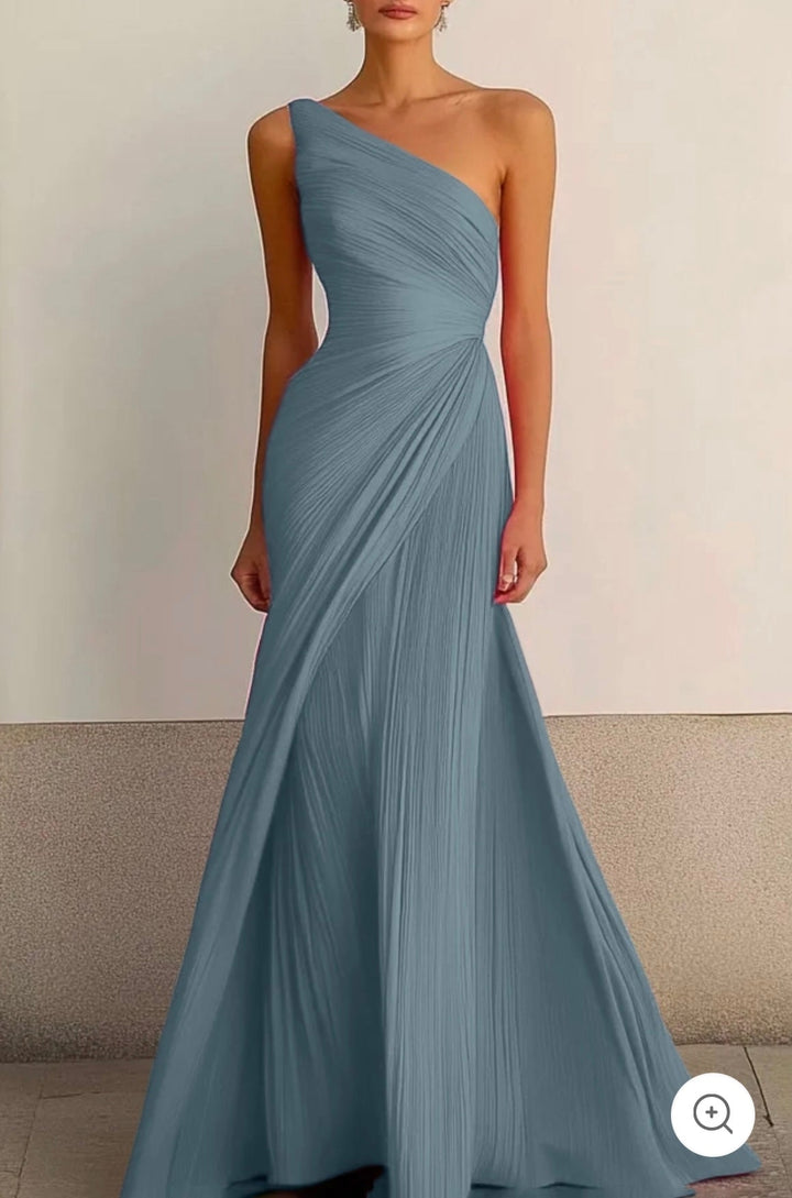 Celestia | Robe de soirée à épaules dénudées