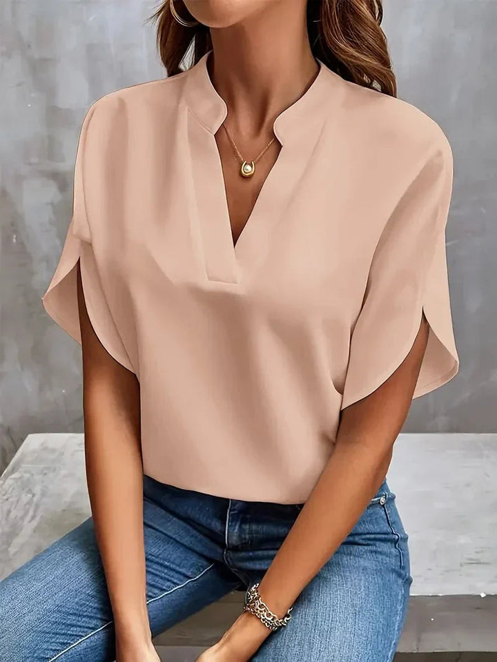 VOGUE™ | Top classique à col en V