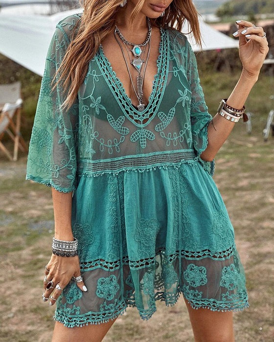Previous Next  Previous Next Smock V-Neck Brodé En Dentelle