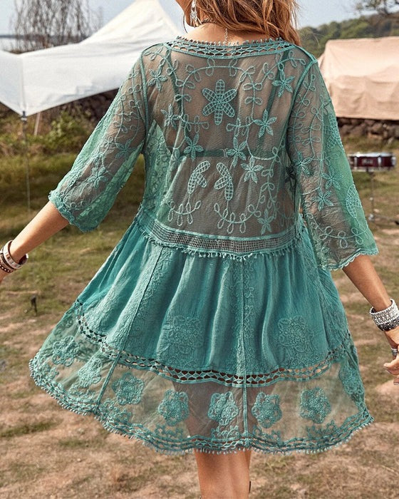 Previous Next  Previous Next Smock V-Neck Brodé En Dentelle